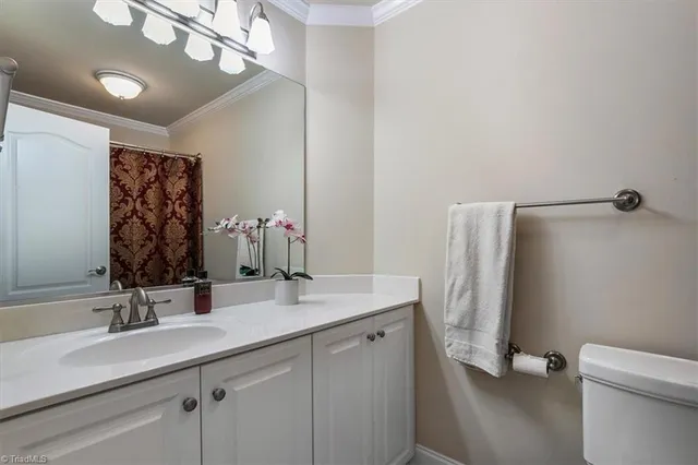 $679,000 | 19 Middlefield Court, Greensboro, NC 27455