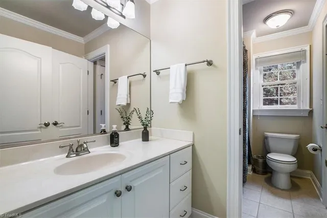 $679,000 | 19 Middlefield Court, Greensboro, NC 27455