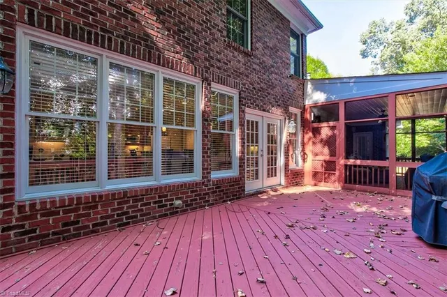 $679,000 | 19 Middlefield Court, Greensboro, NC 27455