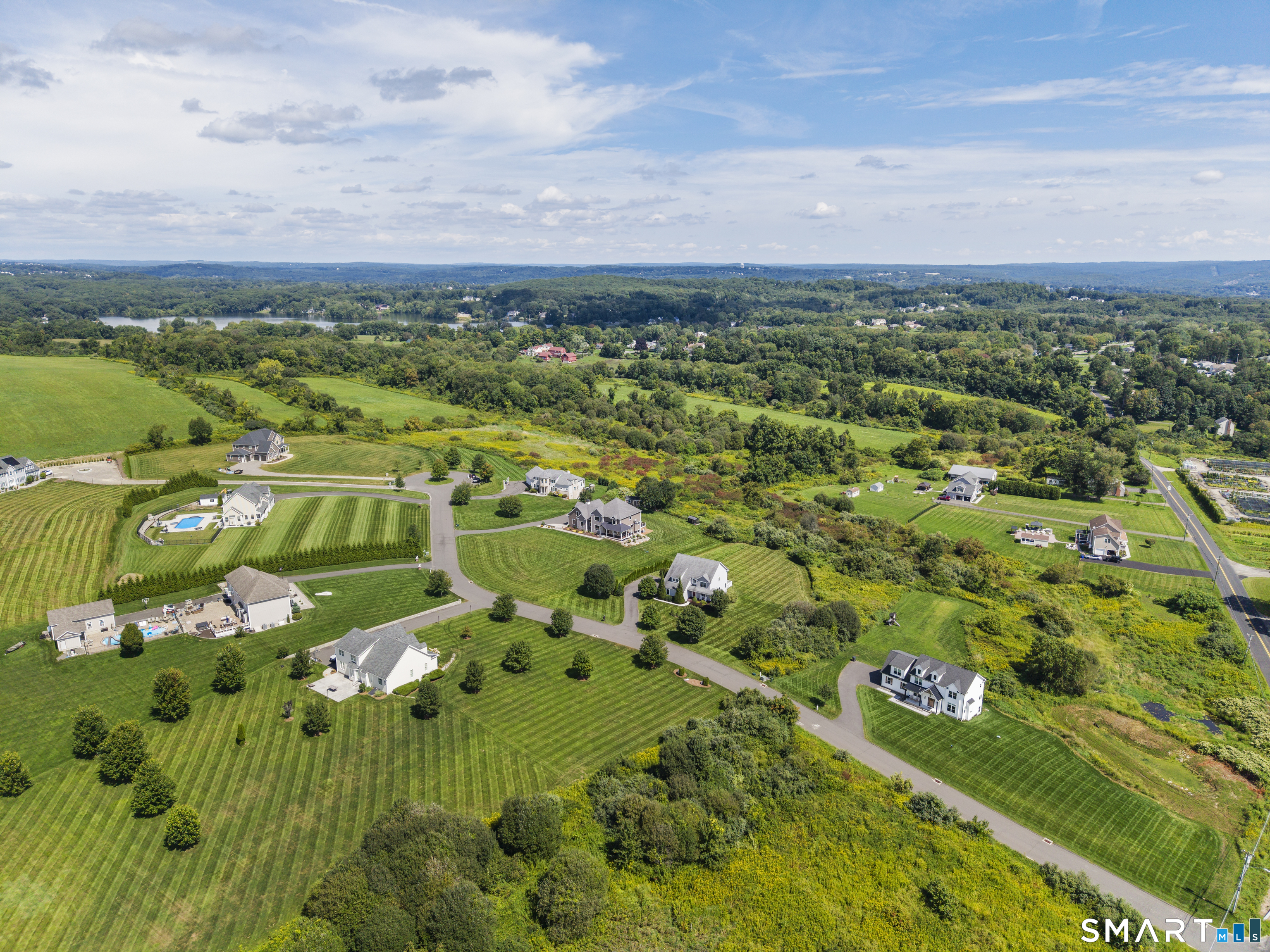 42 Windy Ridge Lane Watertown, CT 06795 - Photo 7 of 40 Gallery Image 7