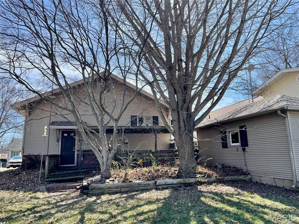 609 East Hauser Street Litchfield, IL 62056 - Photo 3 of 23