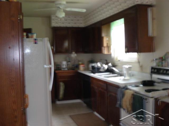 19880 Gratiot Road Merrill, MI 48637 - Photo 3 of 6 20032807-2.JPG