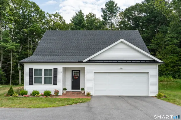 $599,900 | 40 Jordan Lane, Colchester, CT 06415