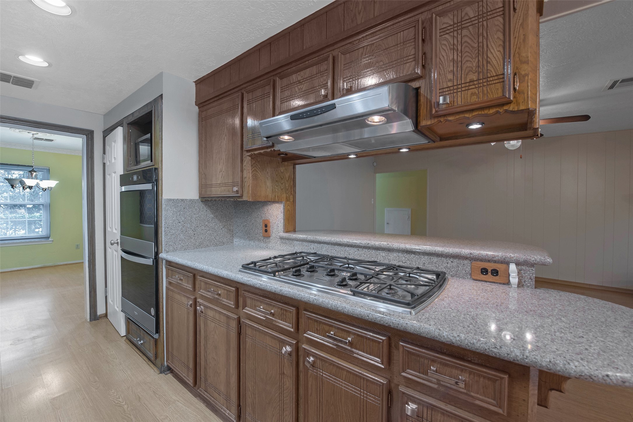 14510 Foxford Way Houston, TX 77015 - Photo 12 of 40