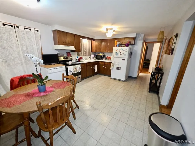 $1,400 | 47 Tussing Lane, Tonawanda, NY 14150