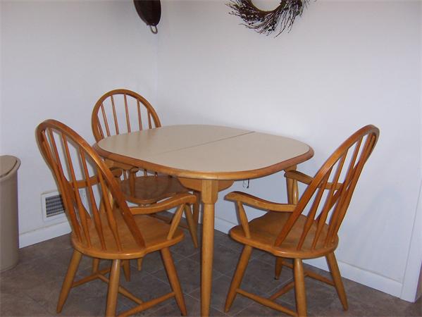 195 East Allen Ridge Road Springfield, MA 01118 - Photo 4 of 19