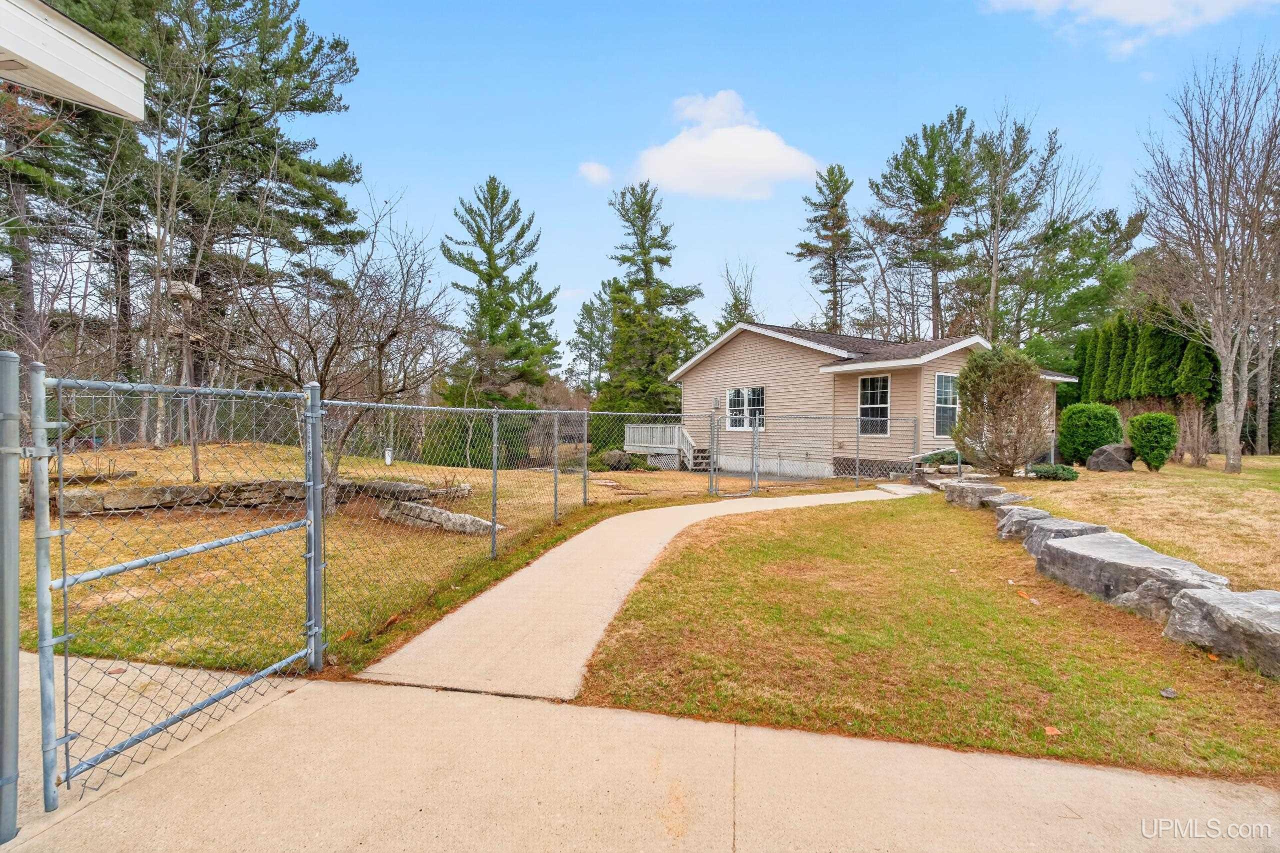 7643 Rivers Bend Drive Manistique, MI 49854 - Photo 34 of 40
