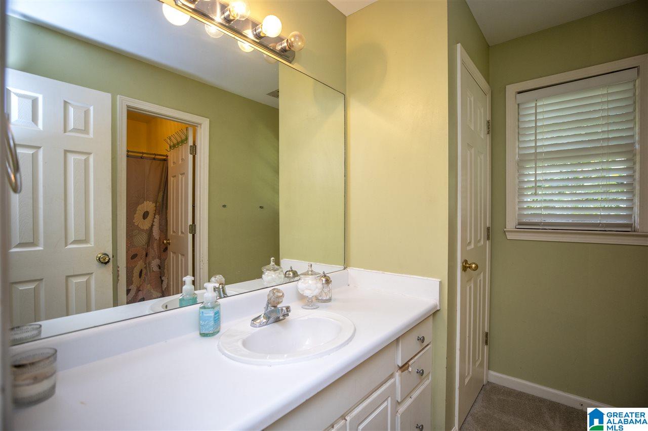 2007 Crosscrest Drive Birmingham, AL 35244 - Photo 43 of 48