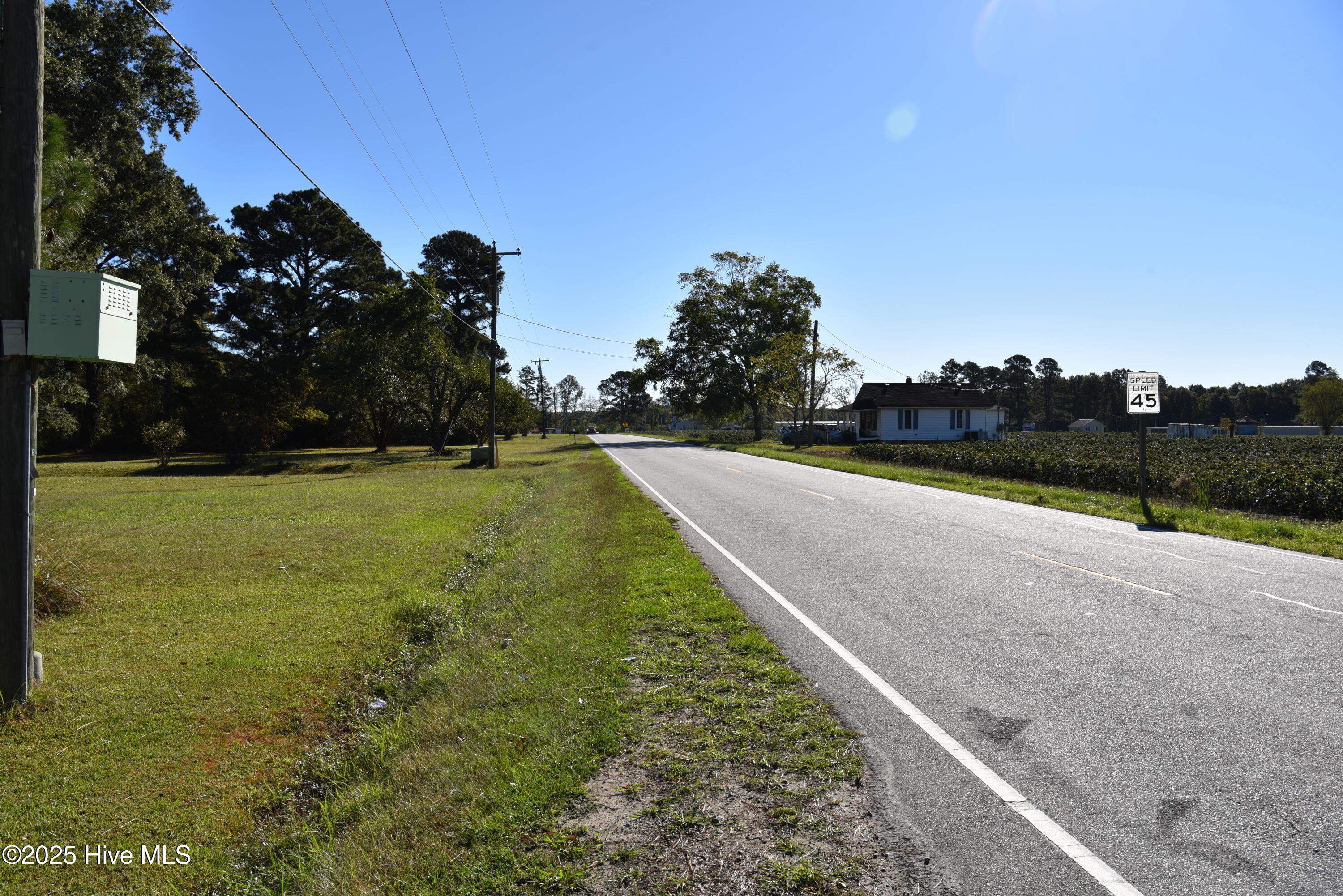 211 East Modlin Road Ahoskie, NC 27910 - Photo 12 of 13 Modlin Road looking east.