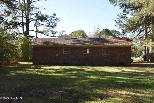 $89,900 | 211 East Modlin Road, Ahoskie, NC 27910