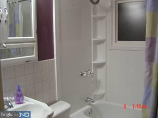18 Hemlock Road Levittown, PA 19056 - Photo 6 of 6 Gallery Image 6