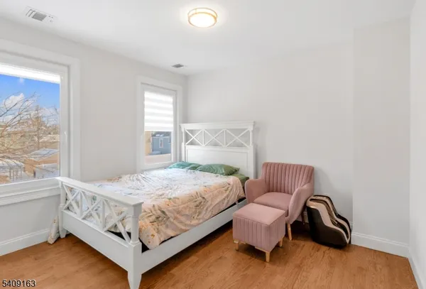 $769,999 | 112 East 12th Street, Linden, NJ 07036