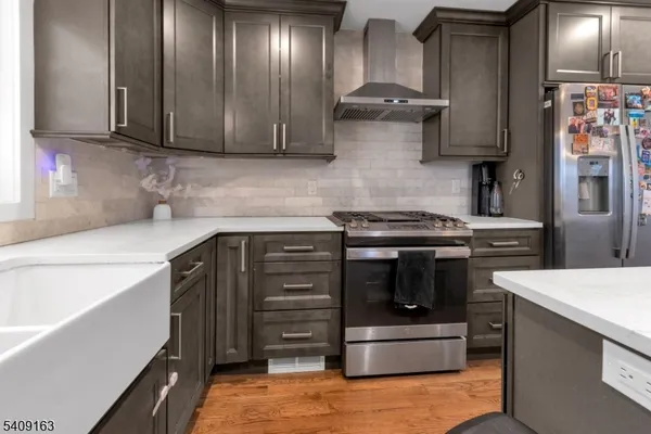 $769,999 | 112 East 12th Street, Linden, NJ 07036