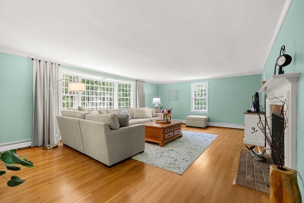 9 Towne Road Boxford, MA 01921 - Photo 14 of 40