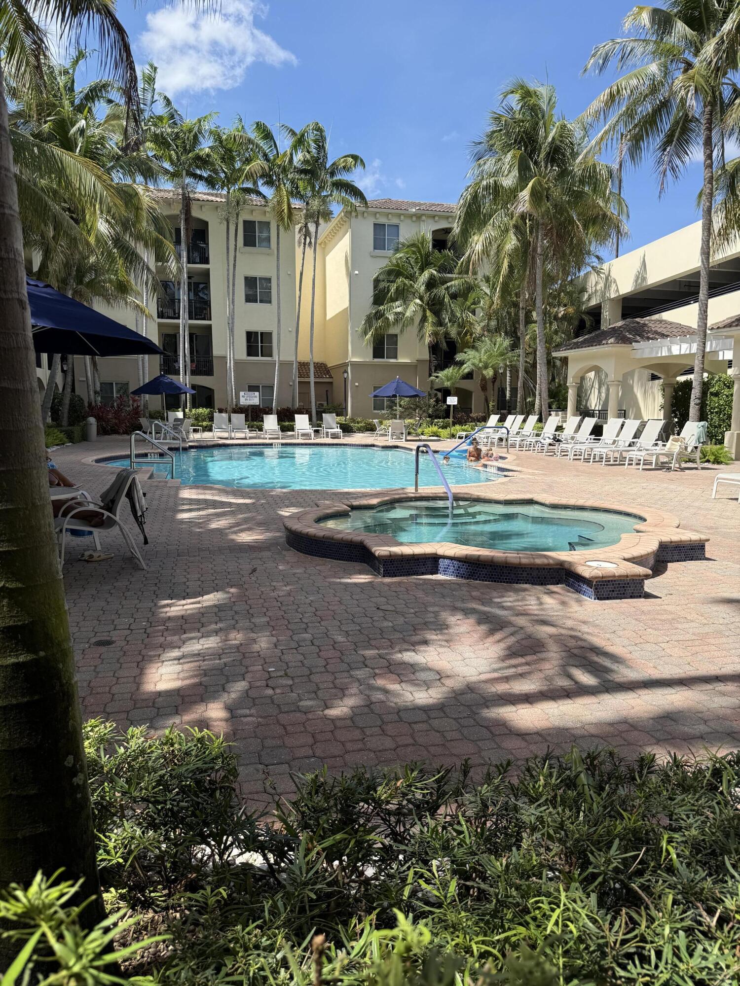 3308 Renaissance Way Boynton Beach, FL 33426 - Photo 32 of 33 Pool & Hot Tub