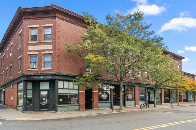 $599,000 | 51 Pettee Street, Unit 11, Newton, MA 02464