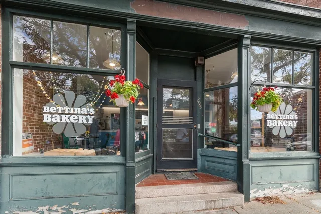 $599,000 | 51 Pettee Street, Unit 11, Newton, MA 02464