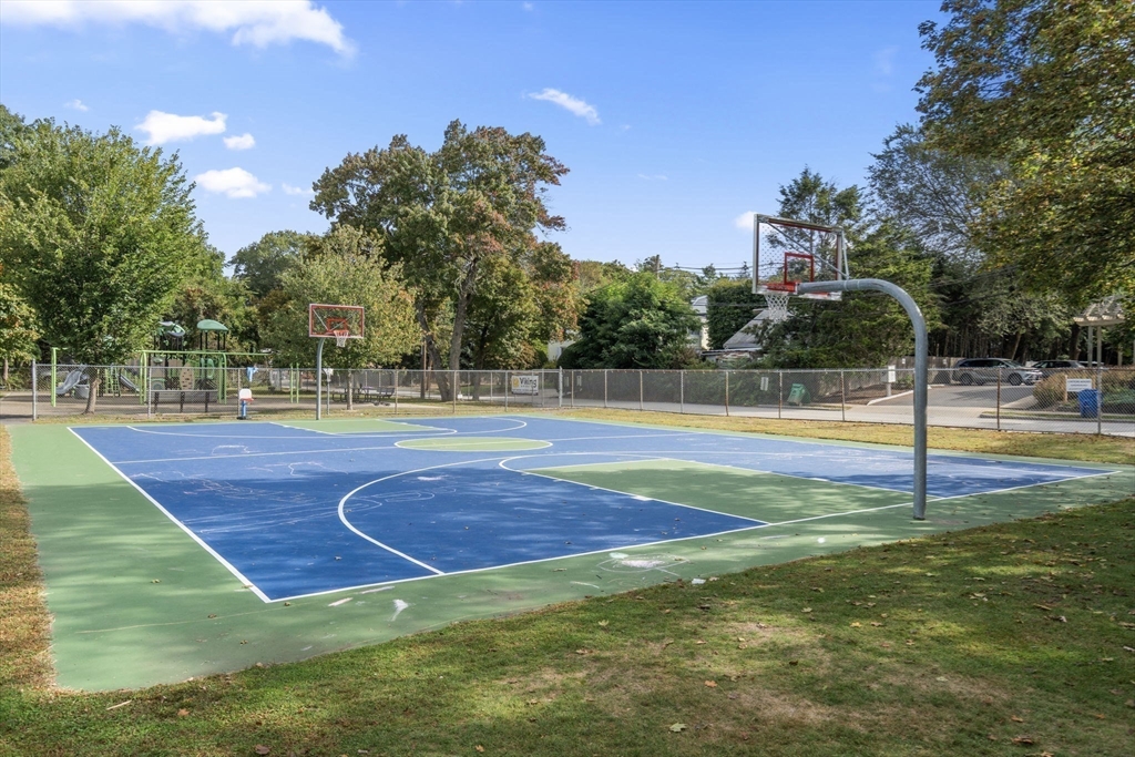 51 Pettee Street, Unit 11 Newton, MA 02464 - Photo 18 of 19