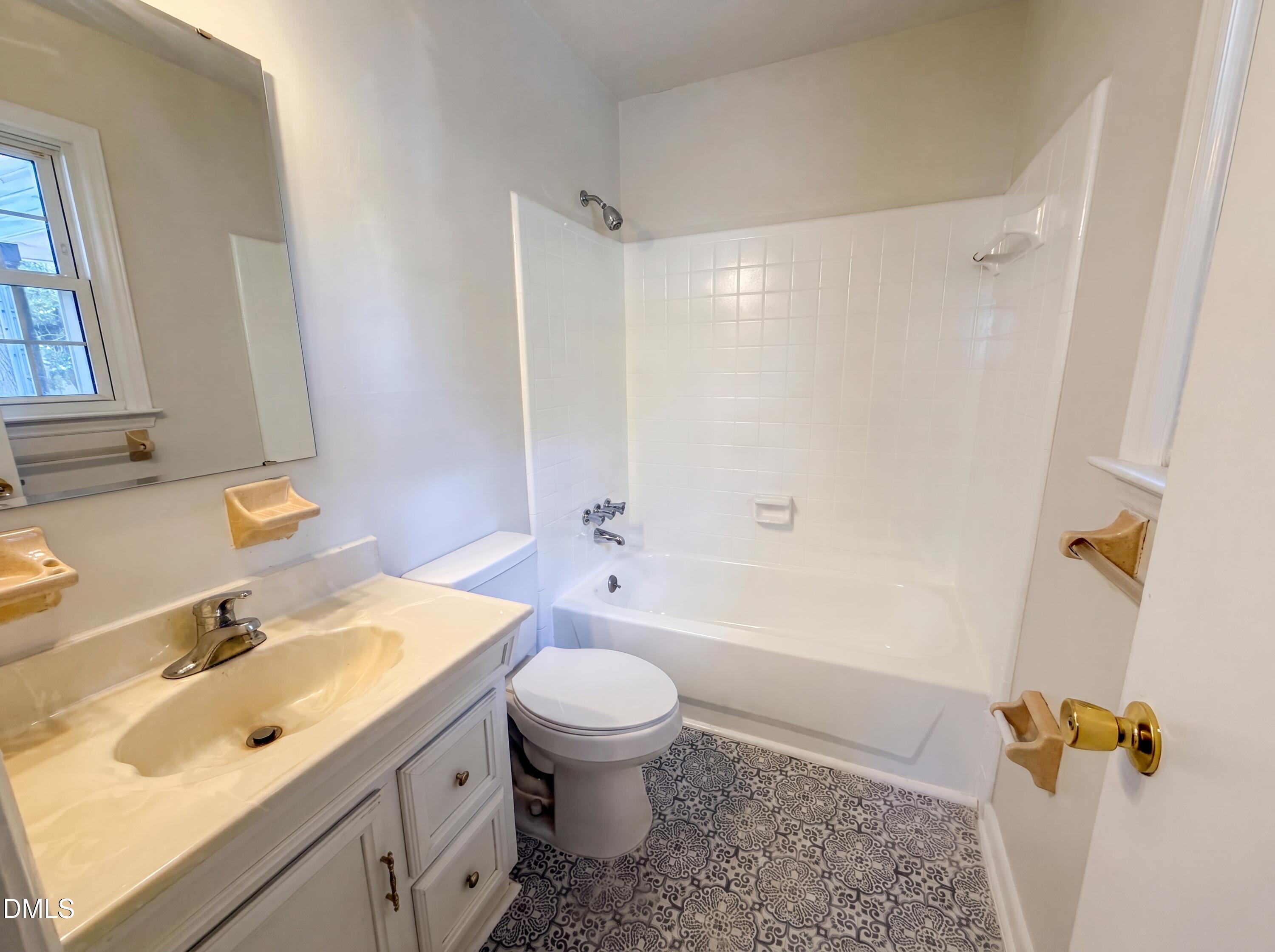 2611 Freemont Road Durham, NC 27705 - Photo 12 of 17