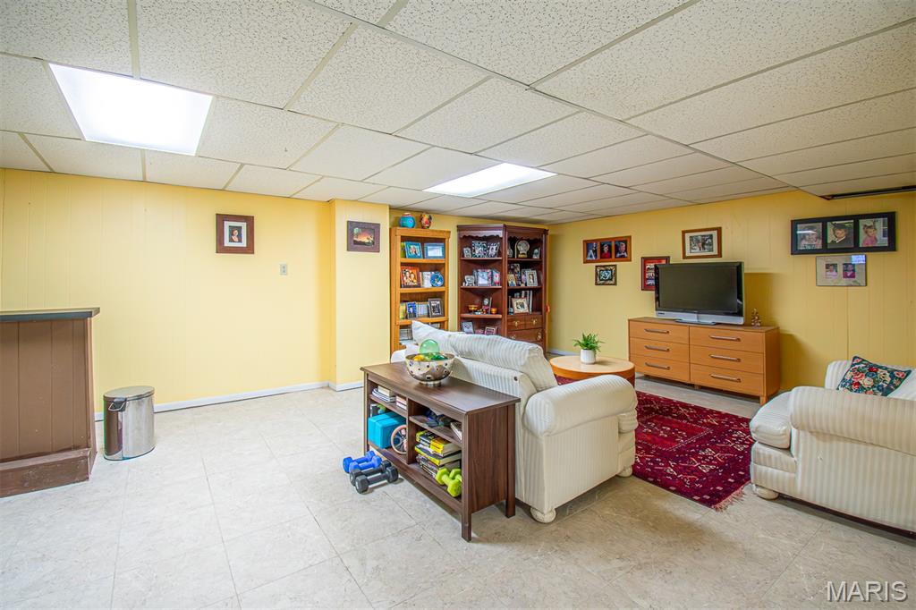 2025 Rurline Drive St. Louis, MO 63146 - Photo 58 of 92