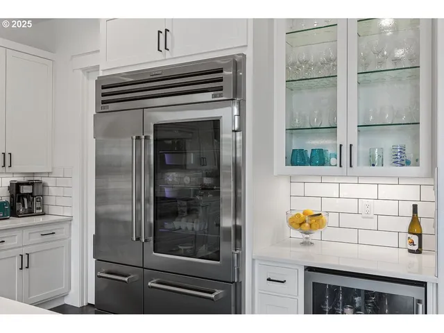 $1,100,000 | 18505 Northeast 78th Way, Vancouver, WA 98682