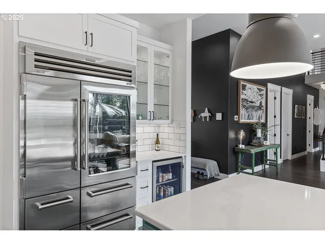 $1,100,000 | 18505 Northeast 78th Way, Vancouver, WA 98682