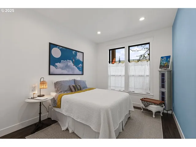 $1,100,000 | 18505 Northeast 78th Way, Vancouver, WA 98682