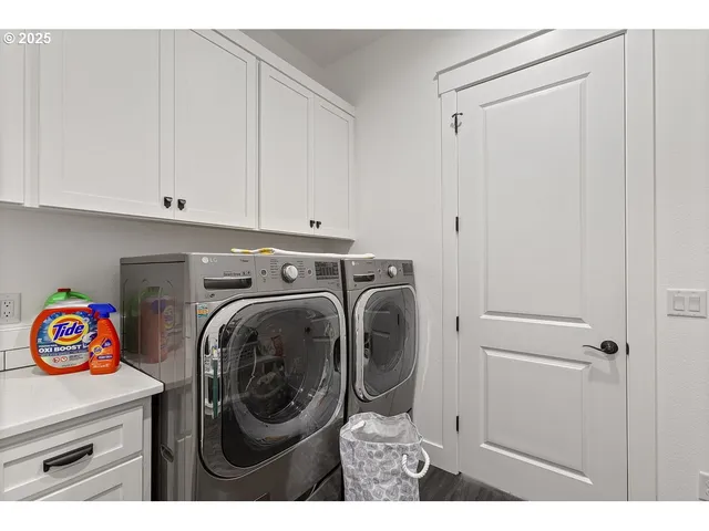 $1,100,000 | 18505 Northeast 78th Way, Vancouver, WA 98682