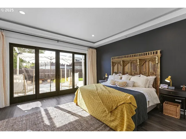 $1,100,000 | 18505 Northeast 78th Way, Vancouver, WA 98682