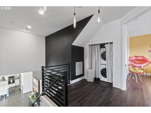 $1,100,000 | 18505 Northeast 78th Way, Vancouver, WA 98682