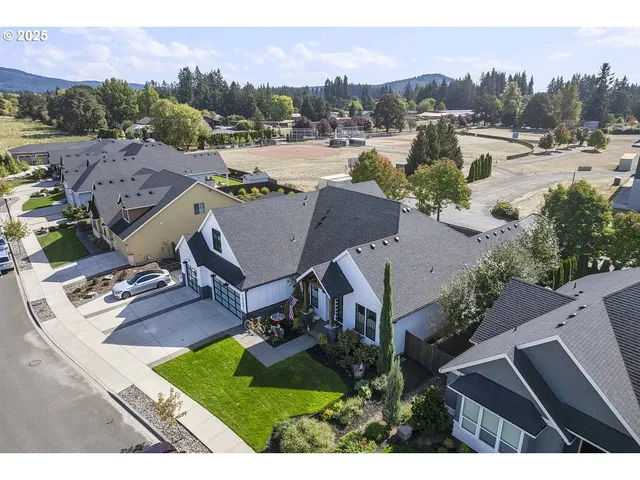 $1,100,000 | 18505 Northeast 78th Way, Vancouver, WA 98682