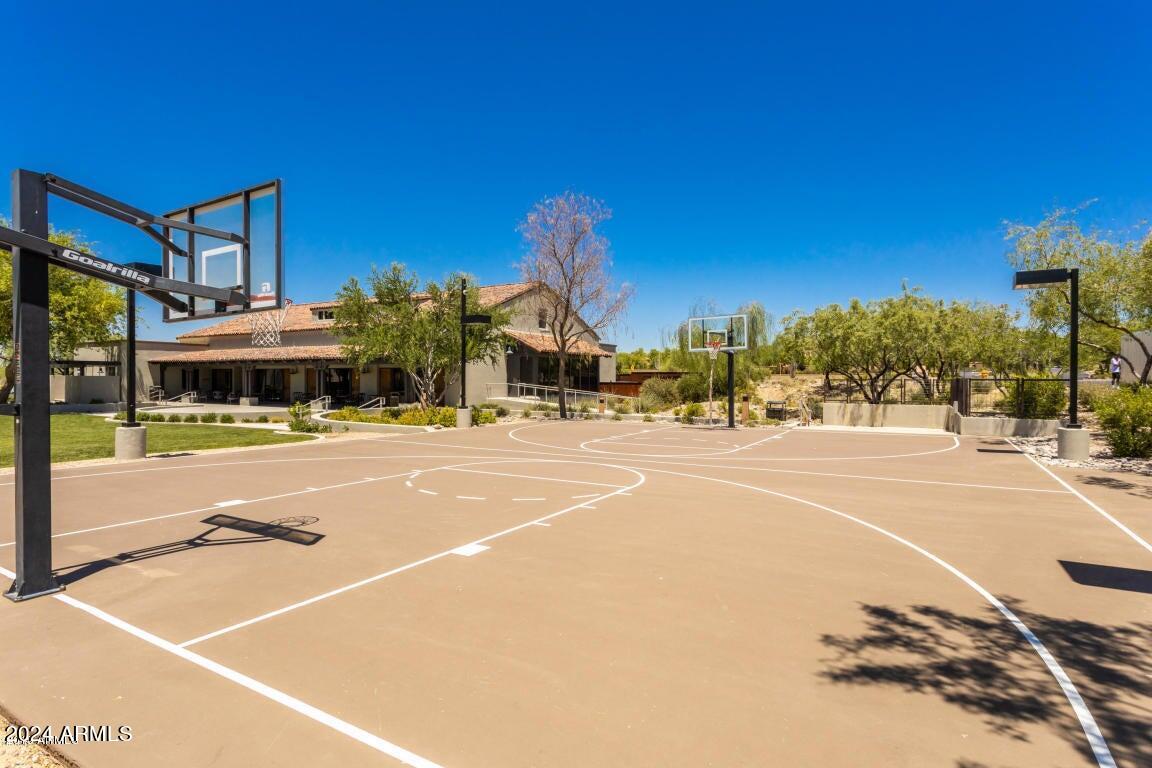 18650 North Thompson Peak Parkway, Unit 1024 Scottsdale, AZ 85255 - Photo 18 of 26 DC Ranch Basketball courts.