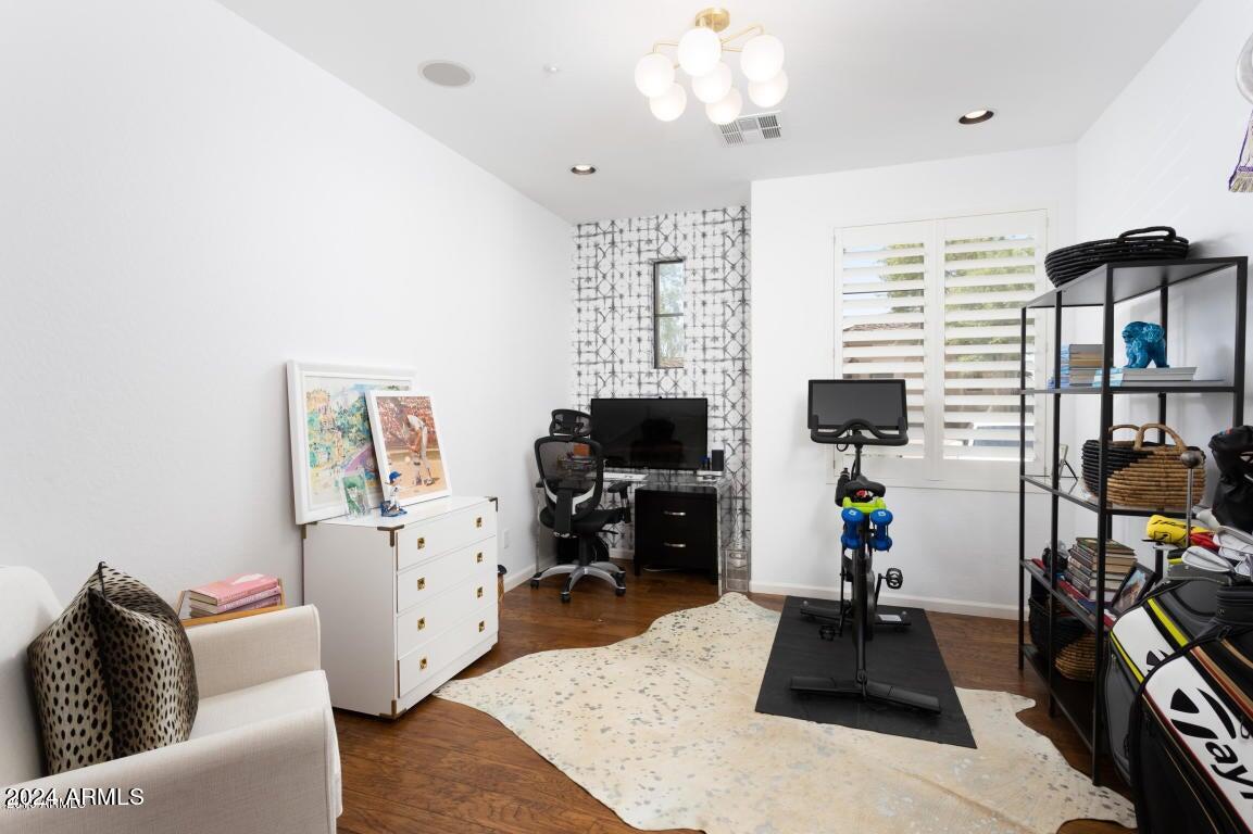 18650 North Thompson Peak Parkway, Unit 1024 Scottsdale, AZ 85255 - Photo 9 of 26 Spacious Den