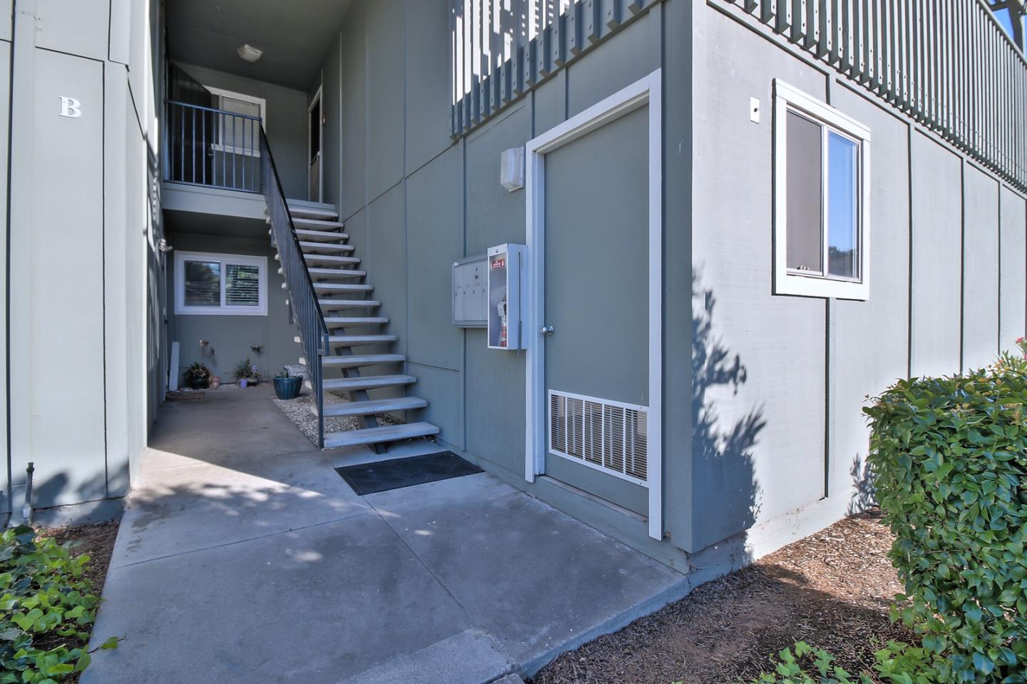 1115 Reed Avenue, Unit D Sunnyvale, CA 94086 - Photo 4 of 22