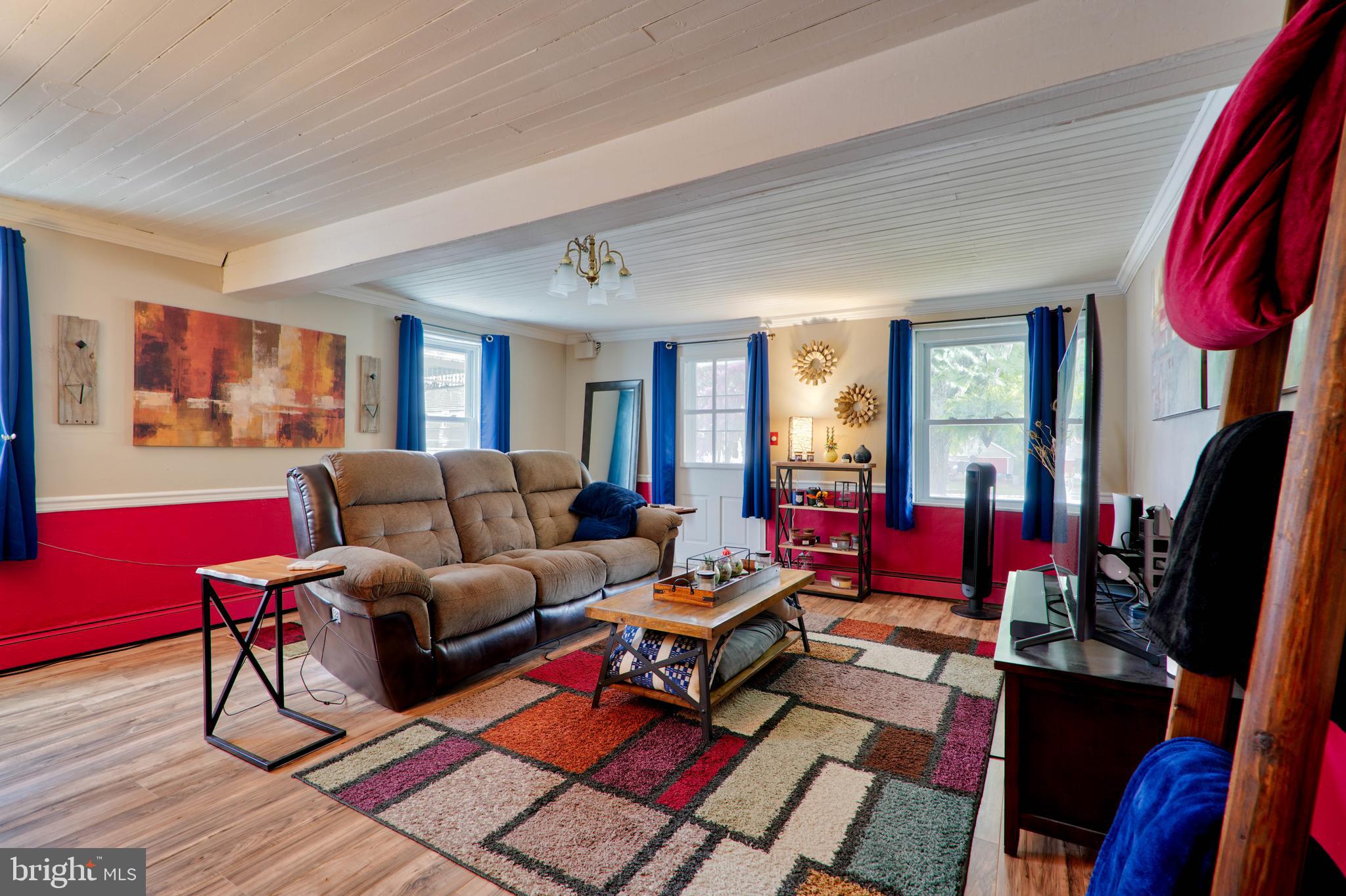 21510 York Road Freeland, MD 21053 - Photo 11 of 36 Family Room