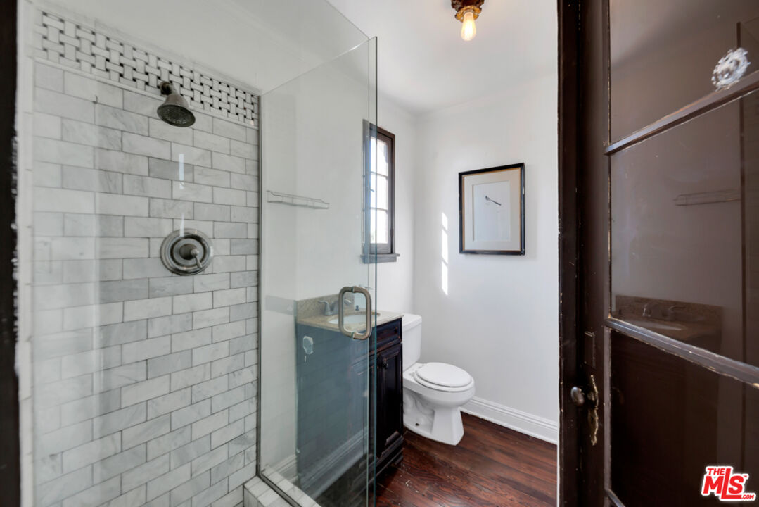 3729 Amesbury Road Los Angeles, CA 90027 - Photo 50 of 61