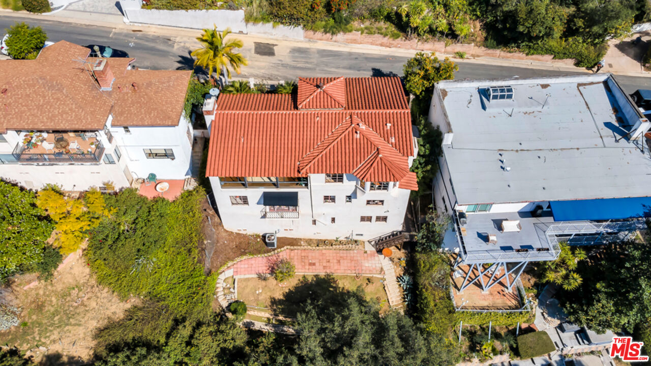 3729 Amesbury Road Los Angeles, CA 90027 - Photo 57 of 61