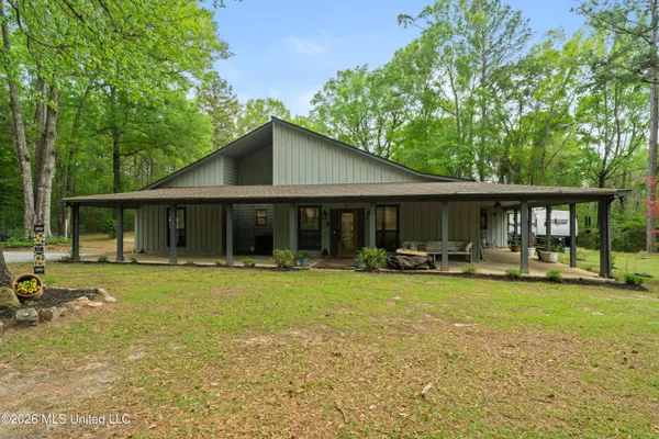 $569,500 | 28 Woodland Road, Hattiesburg, MS 39401