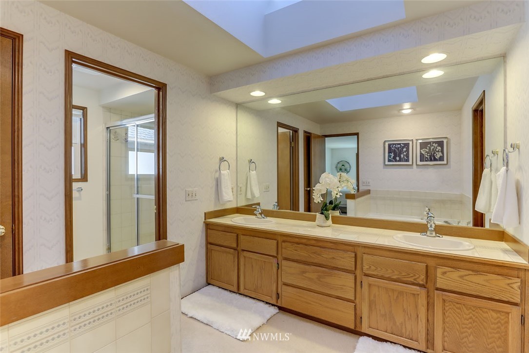 15813 Southeast 184th Street Renton, WA 98058 - Photo 22 of 32 Gallery Image 22
