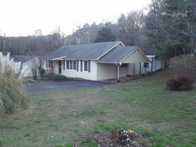 303 Hogan Road Rossville, GA 30741 - Photo 3 of 21 303 Hogan Circle