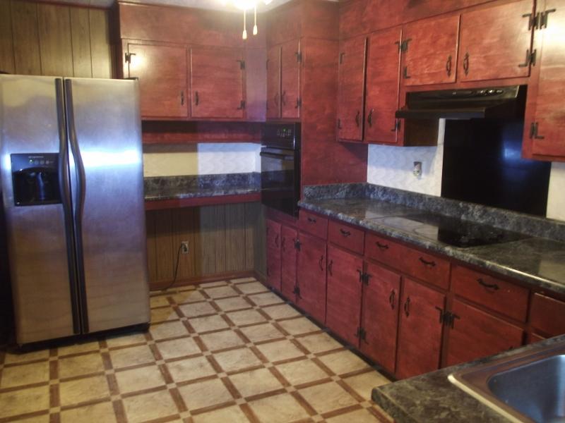 303 Hogan Road Rossville, GA 30741 - Photo 8 of 21 Kitchen