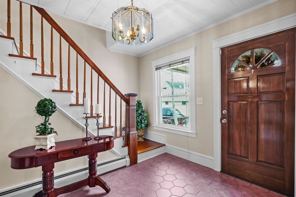 44 18th Street Fall River, MA 02723 - Photo 2 of 24