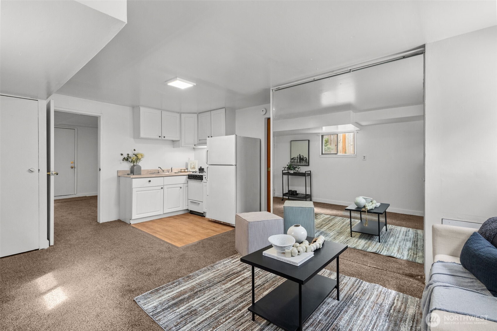 4010 Linden Avenue North Seattle, WA 98103 - Photo 14 of 28 Gallery Image 14