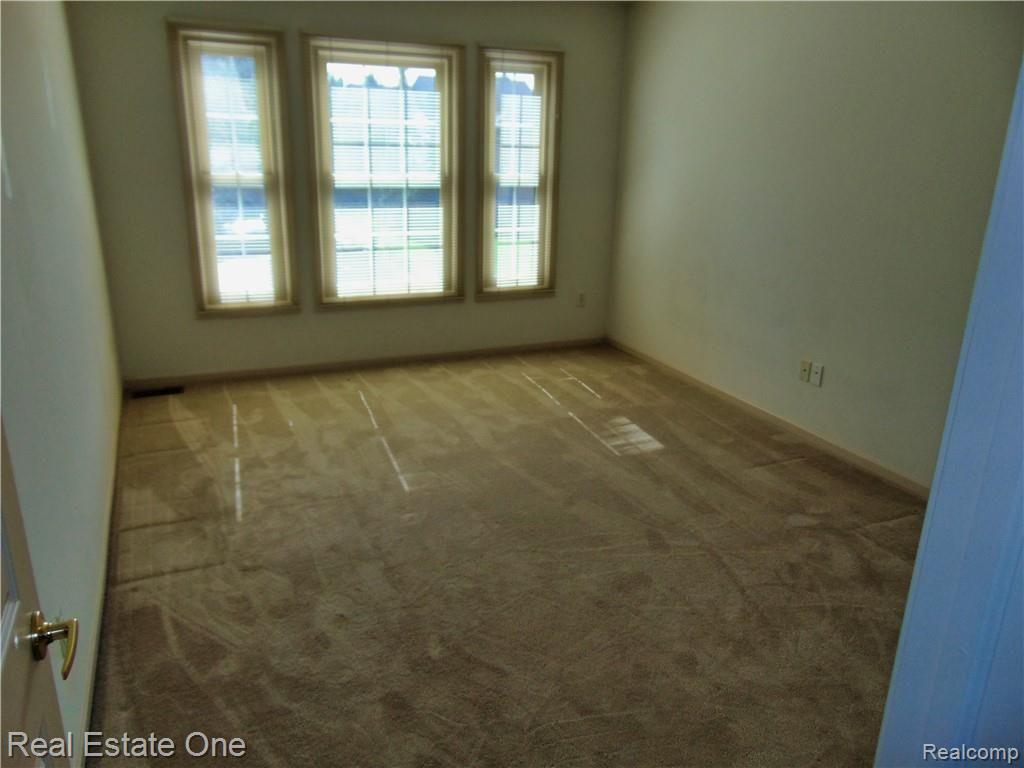 2458 Pleasant View Drive Rochester Hills, MI 48306 - Photo 60 of 68