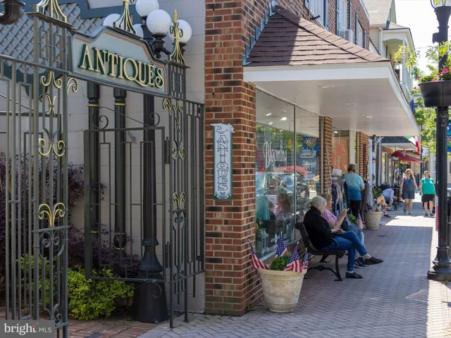 $1,700,000 | 16656 New Road, Lewes, DE 19958