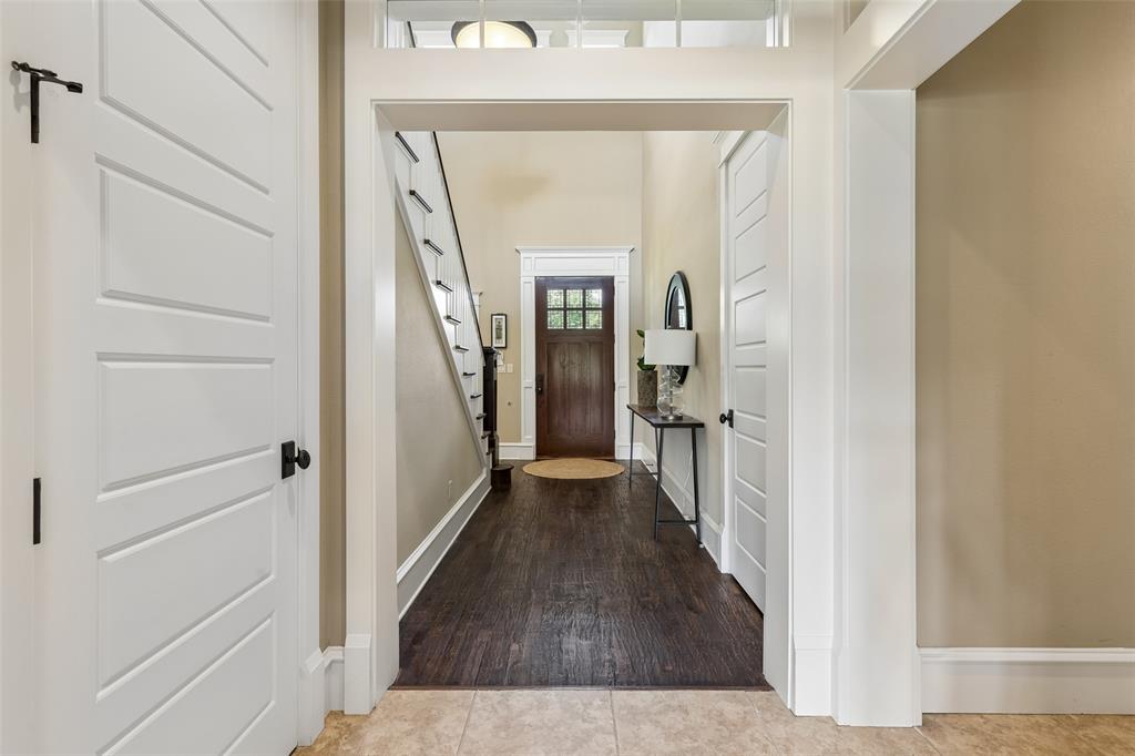 206 Rodeo Drive Azle, TX 76020 - Photo 8 of 40 View to front door from the family room