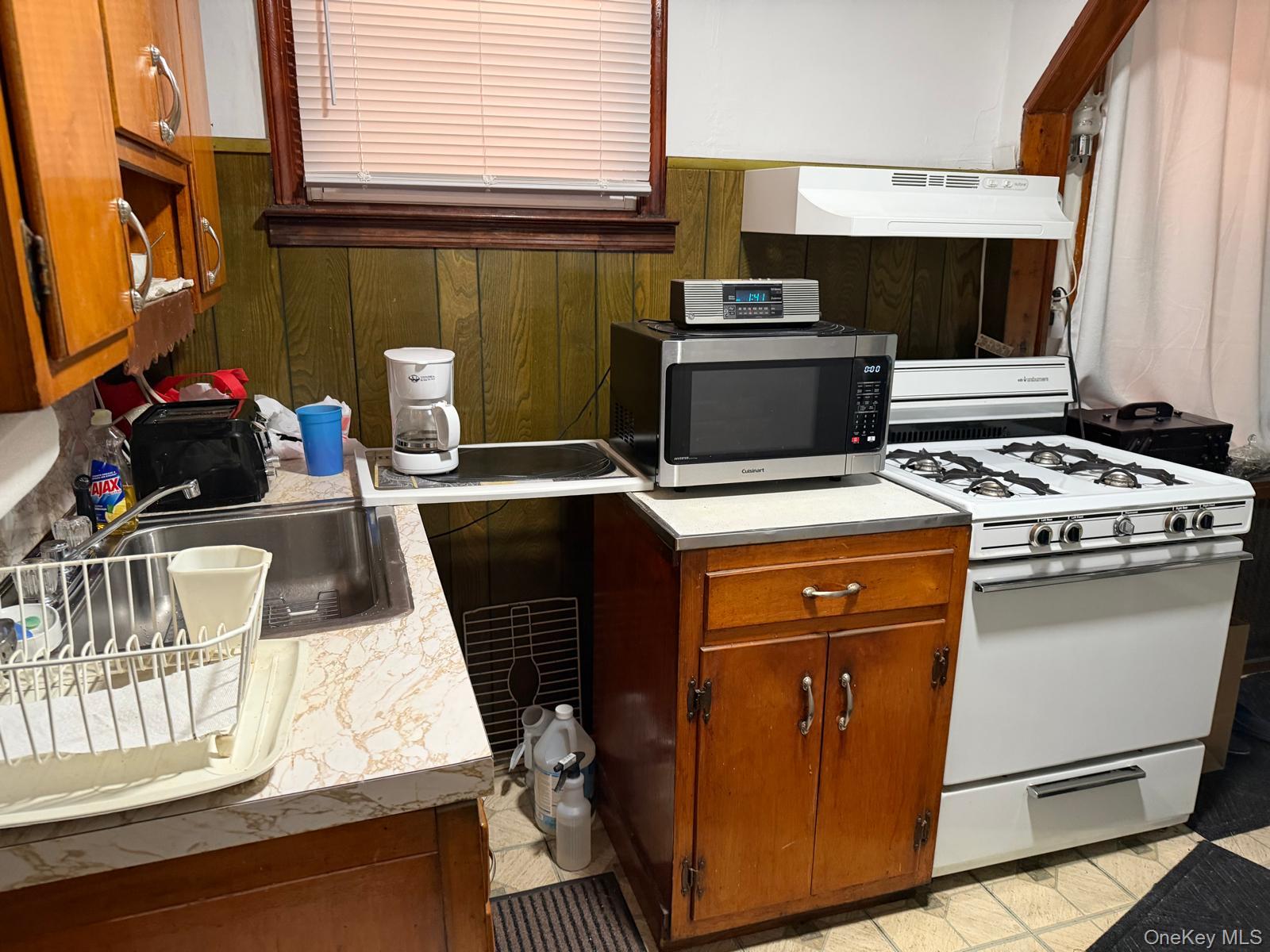 104-44 47th Avenue Queens, NY 11368 - Photo 12 of 27