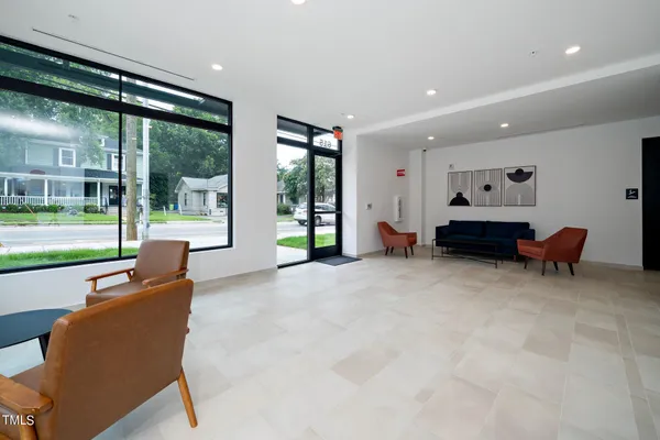 $475,000 | 615 West Peace Street, Unit 306, Raleigh, NC 27603