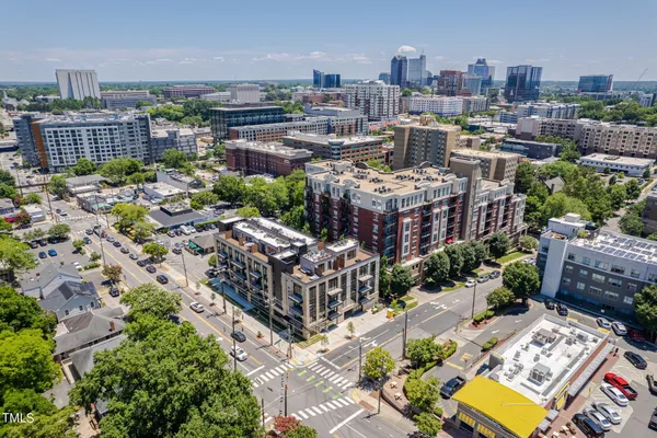 $475,000 | 615 West Peace Street, Unit 306, Raleigh, NC 27603
