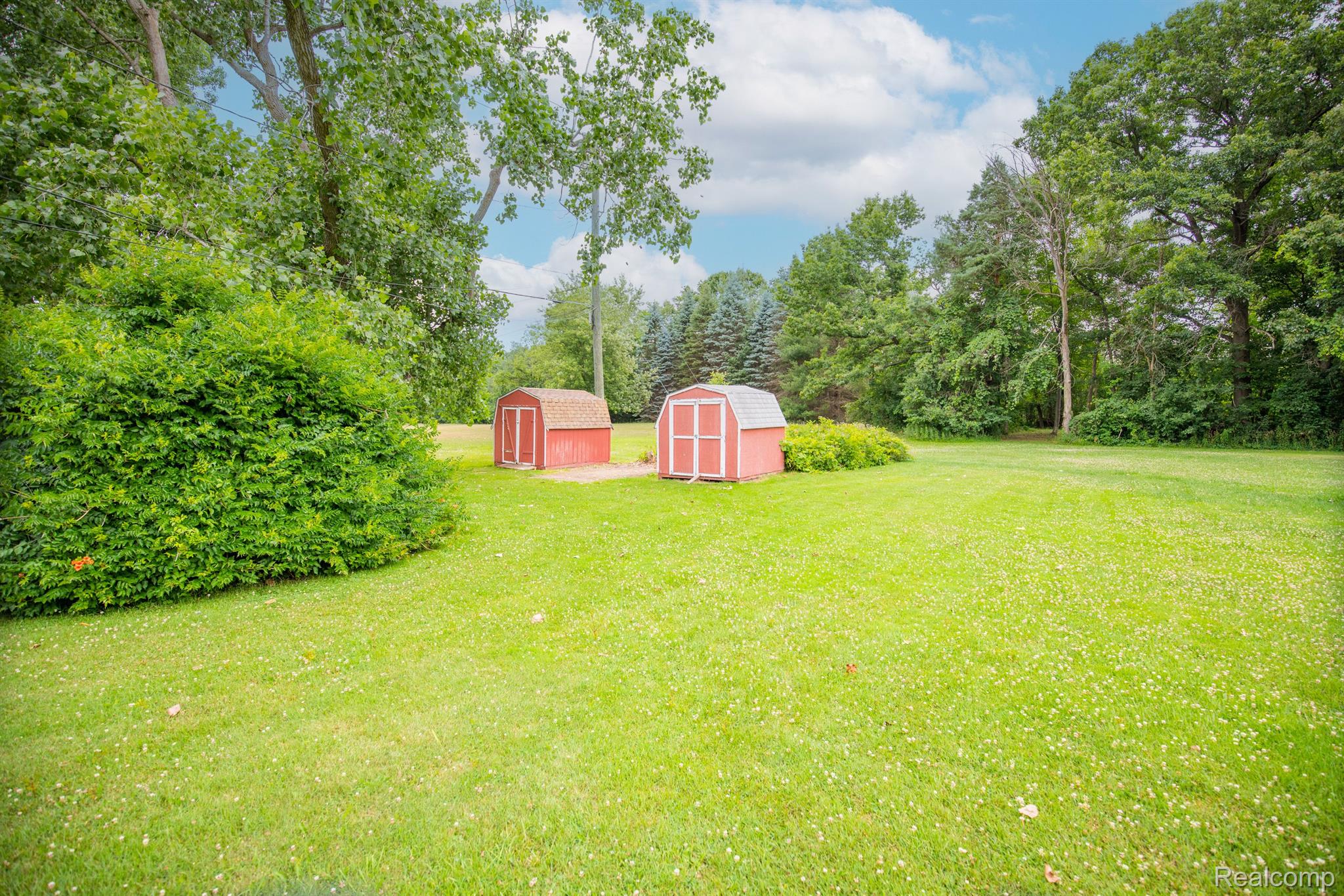 5020 Maybee Road Clarkston, MI 48346 - Photo 8 of 24 Gallery Image 8